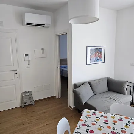 Brin-1 Apartment